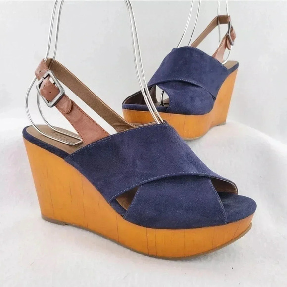 Lucky Brand Sandals size 8b Merrona Blue Suede Platform Wedge Slingback Peep Toe - Picture 1 of 7